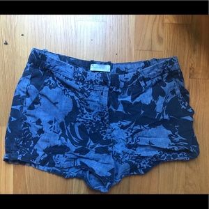 Gap patterned tailored shorts